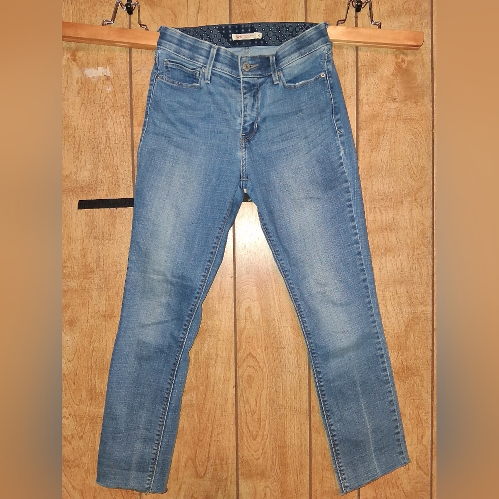 Levi's Women's Straight Leg Jeans - Light Blue 525 Perfect Waist Straights